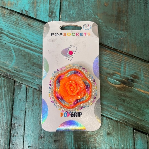 Popsocket Hand Beaded 3D Floral Rose - Picture 2 of 5
